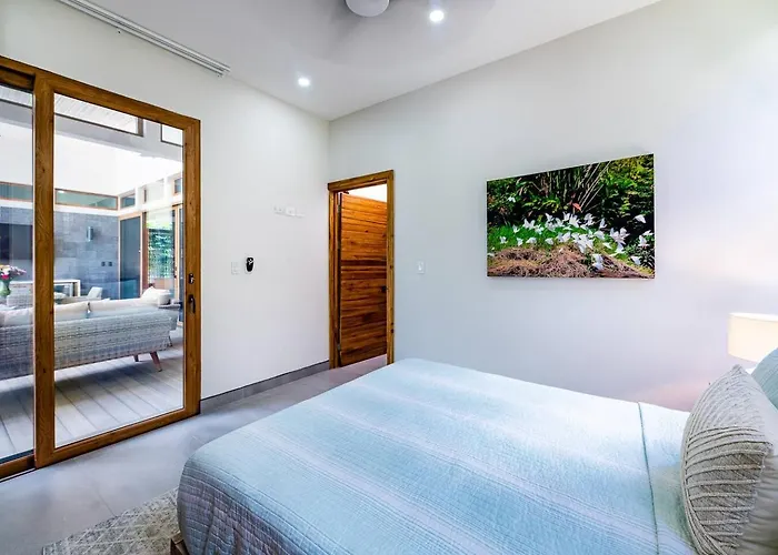 Private Pool With Direct Access To 2 Beaches! Apartamento Tamarindo